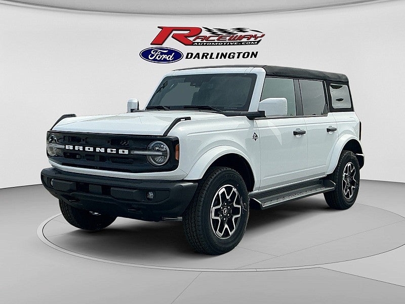 2026 Ford Bronco Outer Banks in White — front three-quarter view