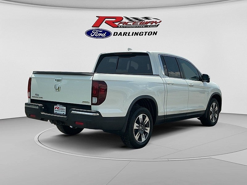 2019 Honda Ridgeline — detail view
